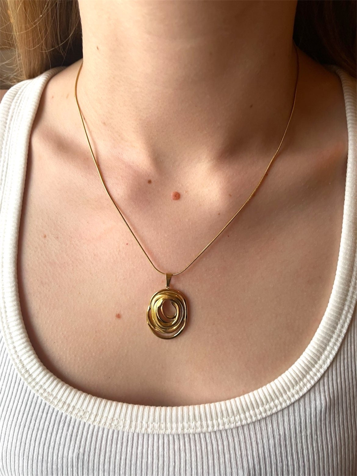 Violet Necklace - Gold