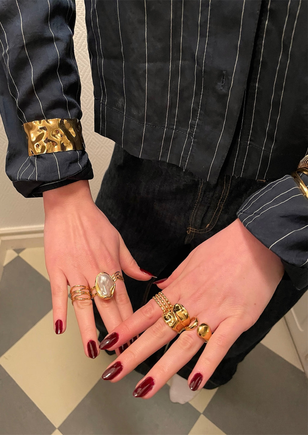 April Bracelet - Gold